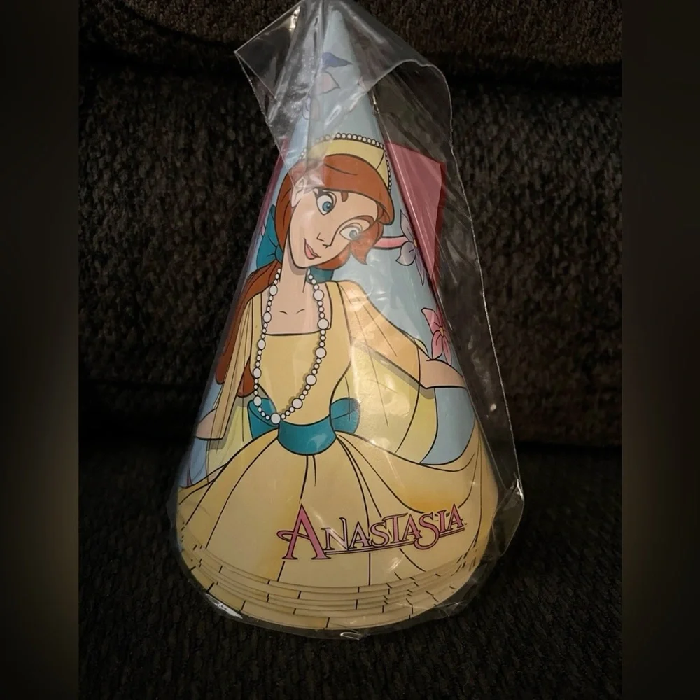 RARE Anastasia 1997 Disney Film Movie Cartoon Birthday Party Favor Cone Hats